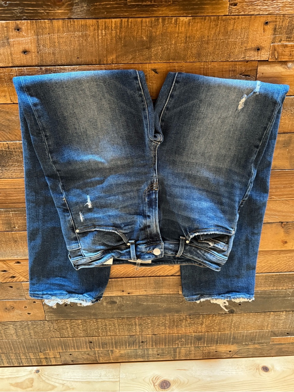 Women's Dark Indigo Cropped Ankle Jeans with Raw Hem